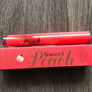 Too faced sweet peach creamy peach oil lip gloss